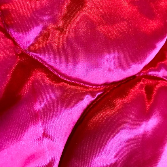 Victoria’s Secret QUEEN Size Sheets & Dust Ruffle - Picture 10 of 12